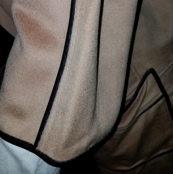 NYANDCOMPANY Tan & Black Lined Jacket/Vest/Cape - Picture 7 of 8